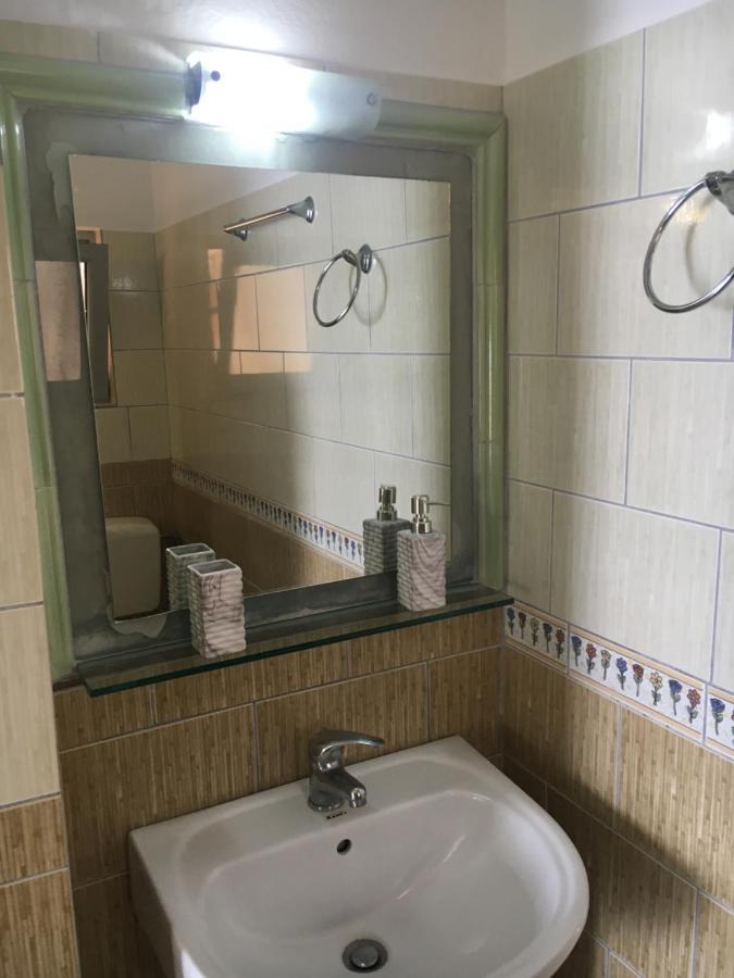 Ria Mare Hotel Qeparo Luaran gambar